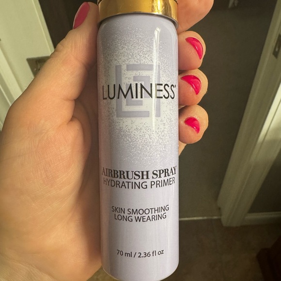Luminess Purple and Gold Foundation for Flawless Skin - Picture 2 of 4